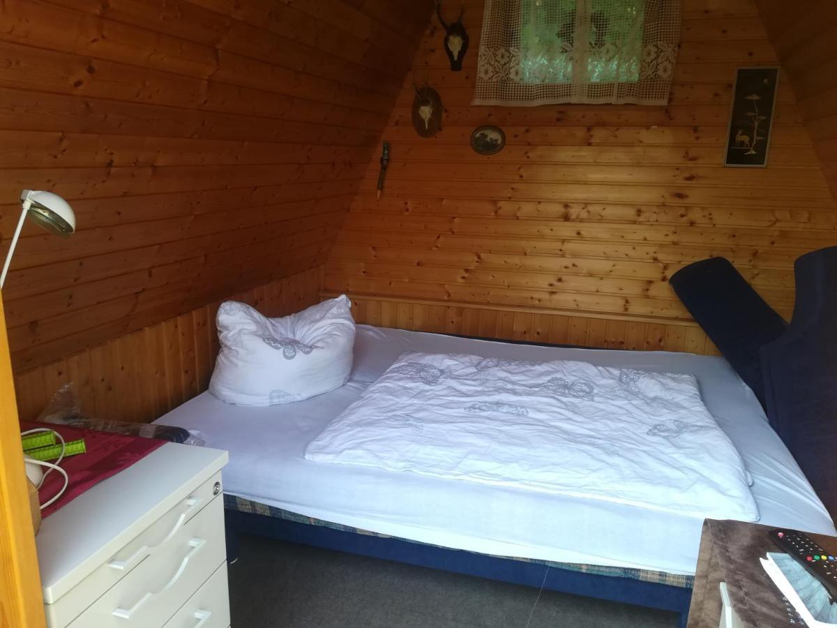 Ferienhaus Am Wald Loissin Bagian luar foto